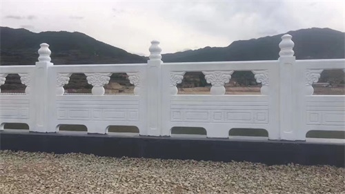 1.6米仿石雕刻护栏